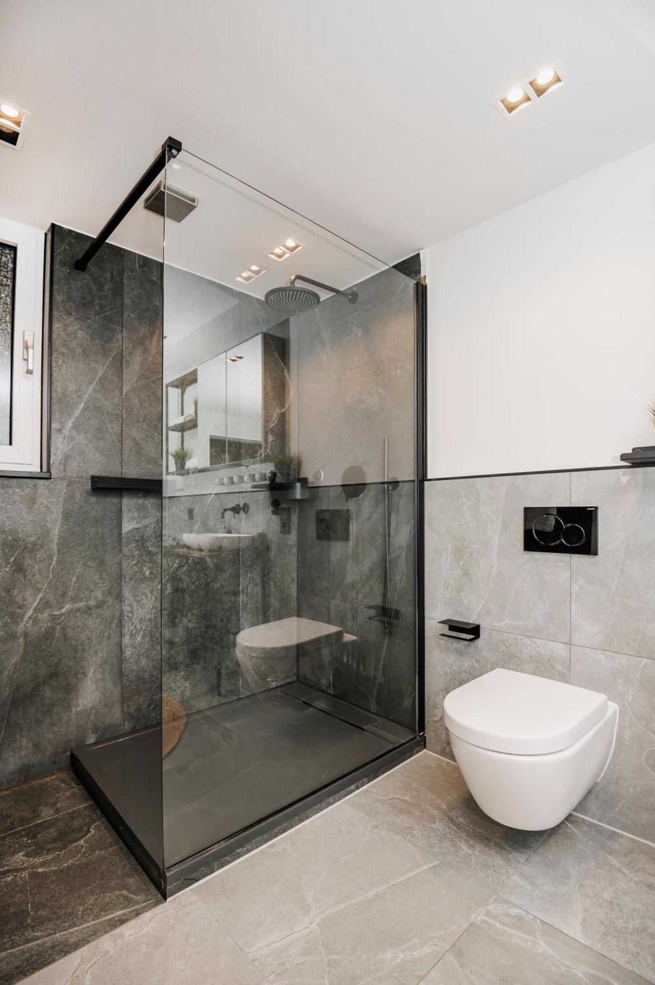 S331 - Luxurious Two Bedroom Duplex Apartment In Köln Dış mekan fotoğraf