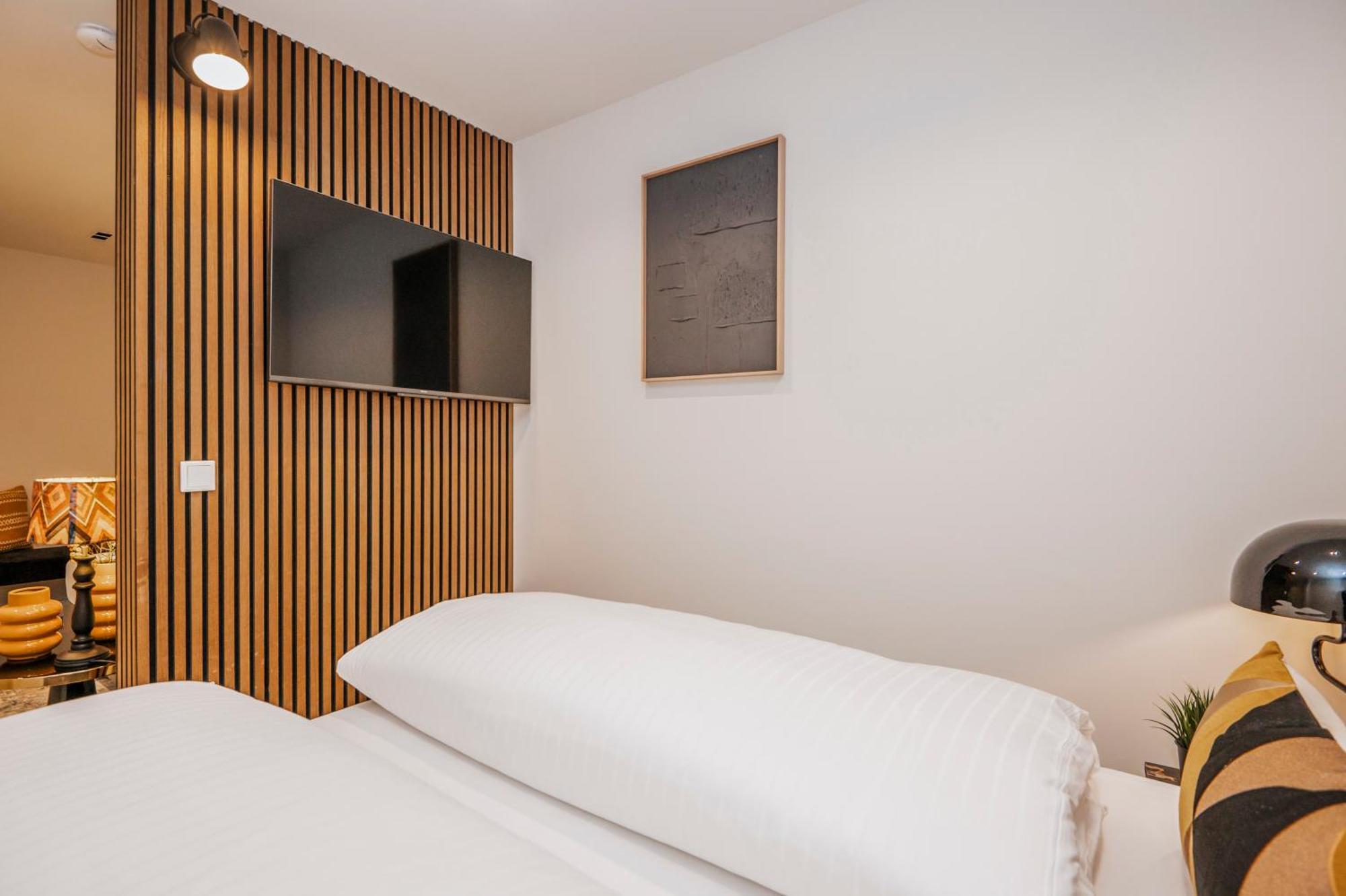 S331 - Luxurious Two Bedroom Duplex Apartment In Köln Dış mekan fotoğraf