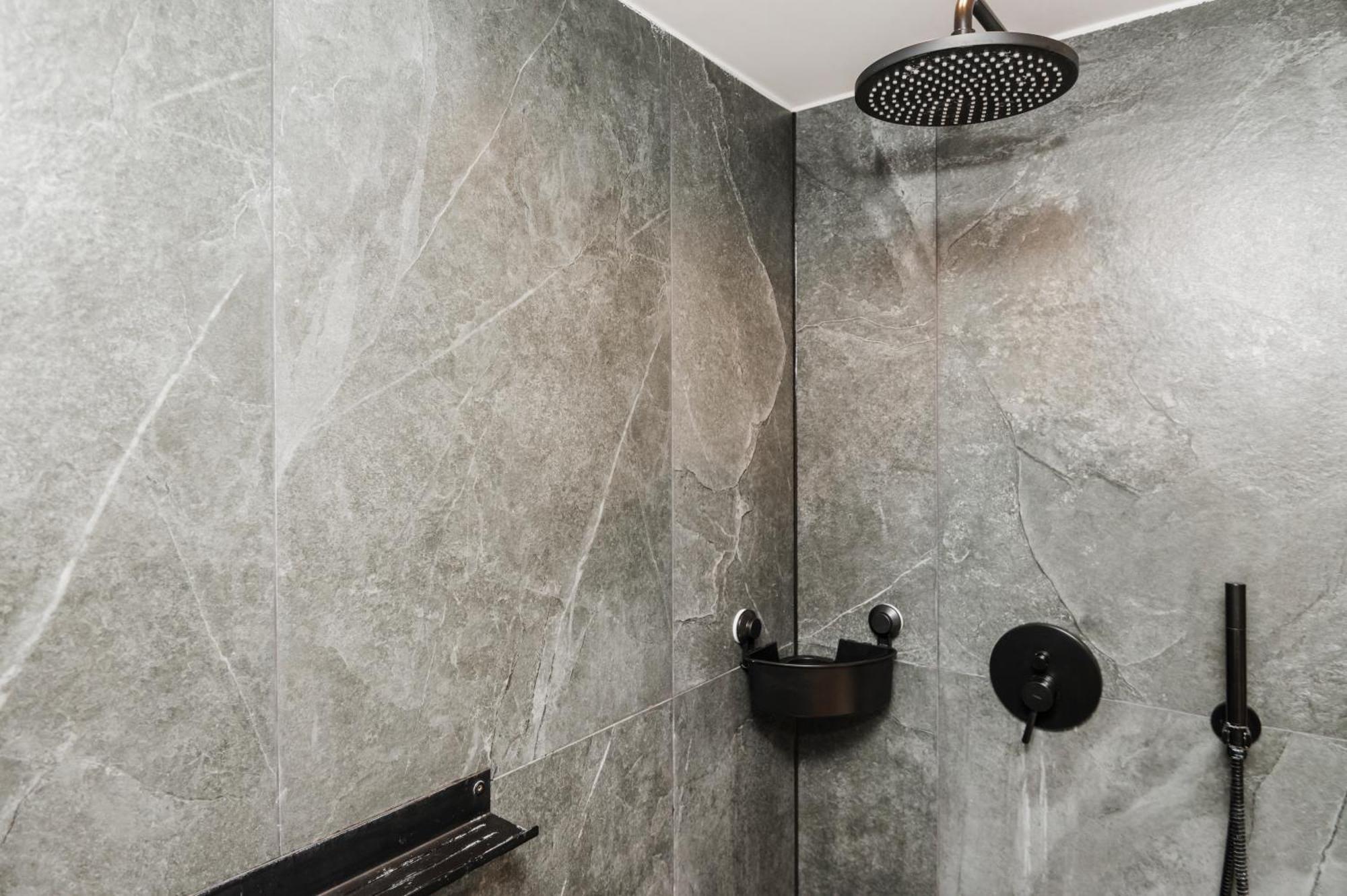 S331 - Luxurious Two Bedroom Duplex Apartment In Köln Dış mekan fotoğraf